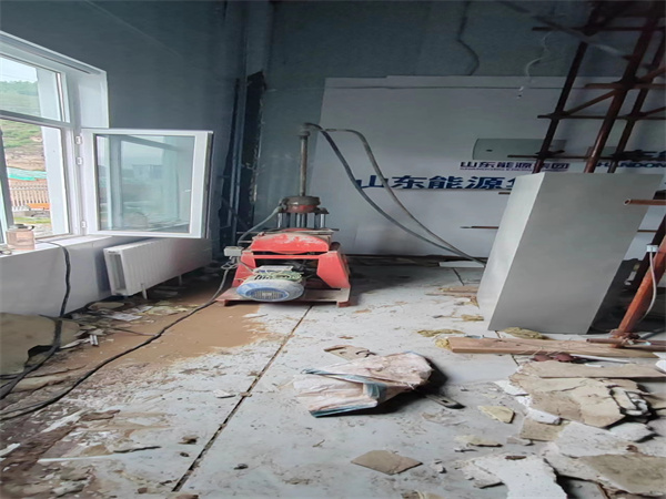 兴平地基基础下沉墙体裂缝加固注浆顶升施工